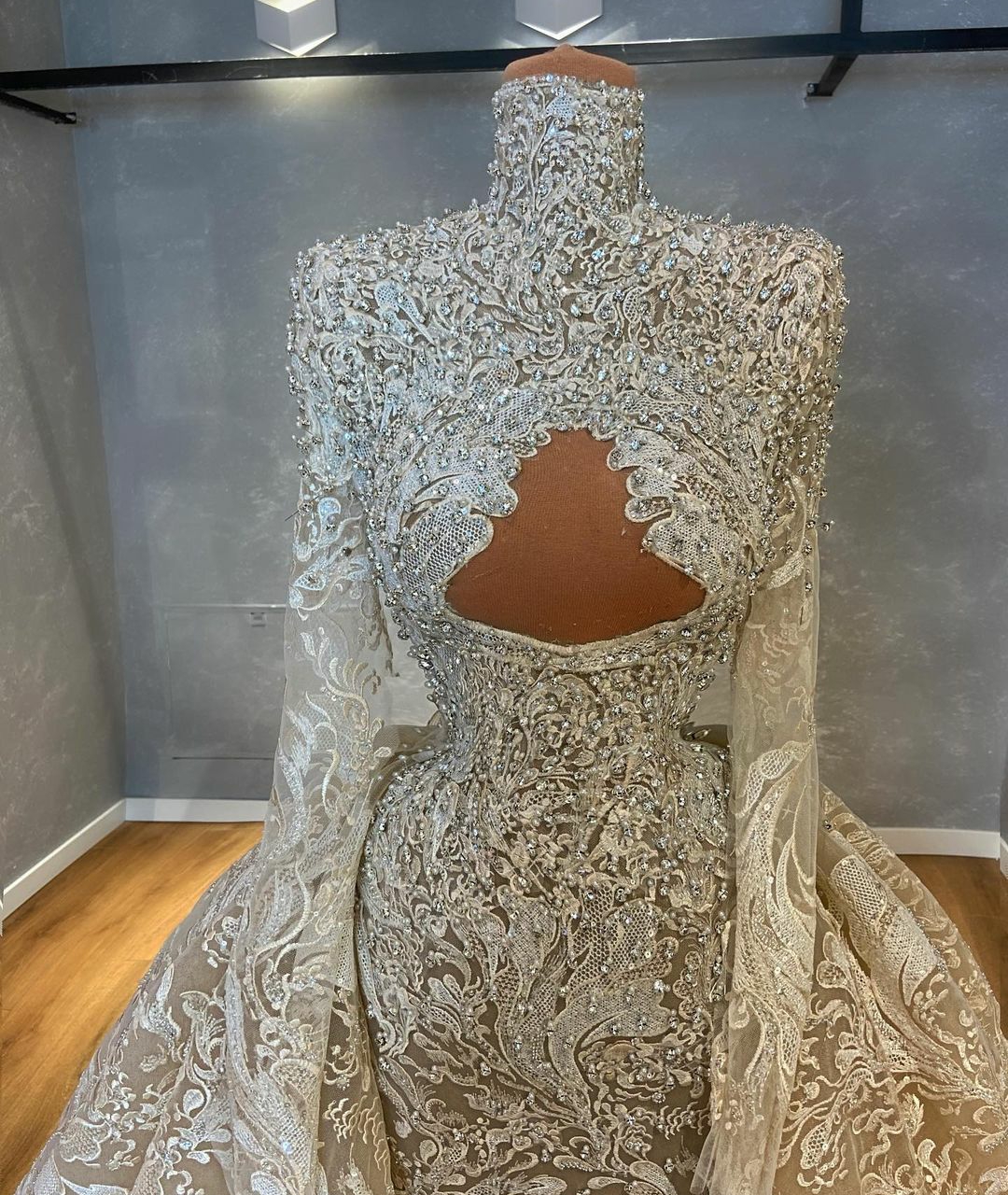 High Neck Beading Mermaid Wedding Dress with Detachable Train Long Sleeves Luxury Bridal Gowns Lace Appliqued vestidos