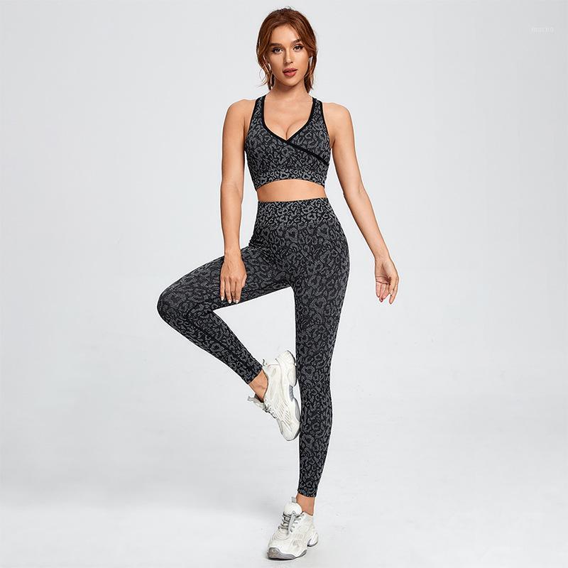 Yoga Outfit 2PCS Women Seamless Leopard Set Push Up Sport Bra Fitness Gym Clothing Camouflage Leggings Pant Suit Femme Sportswear, Black set
Yoga Outfit 2PCS Women Seamless Leopard Set Push Up Sport Bra Fitness Gym Clothing Camouflage Leggings Pant Suit Femme Sportswear, Black set
