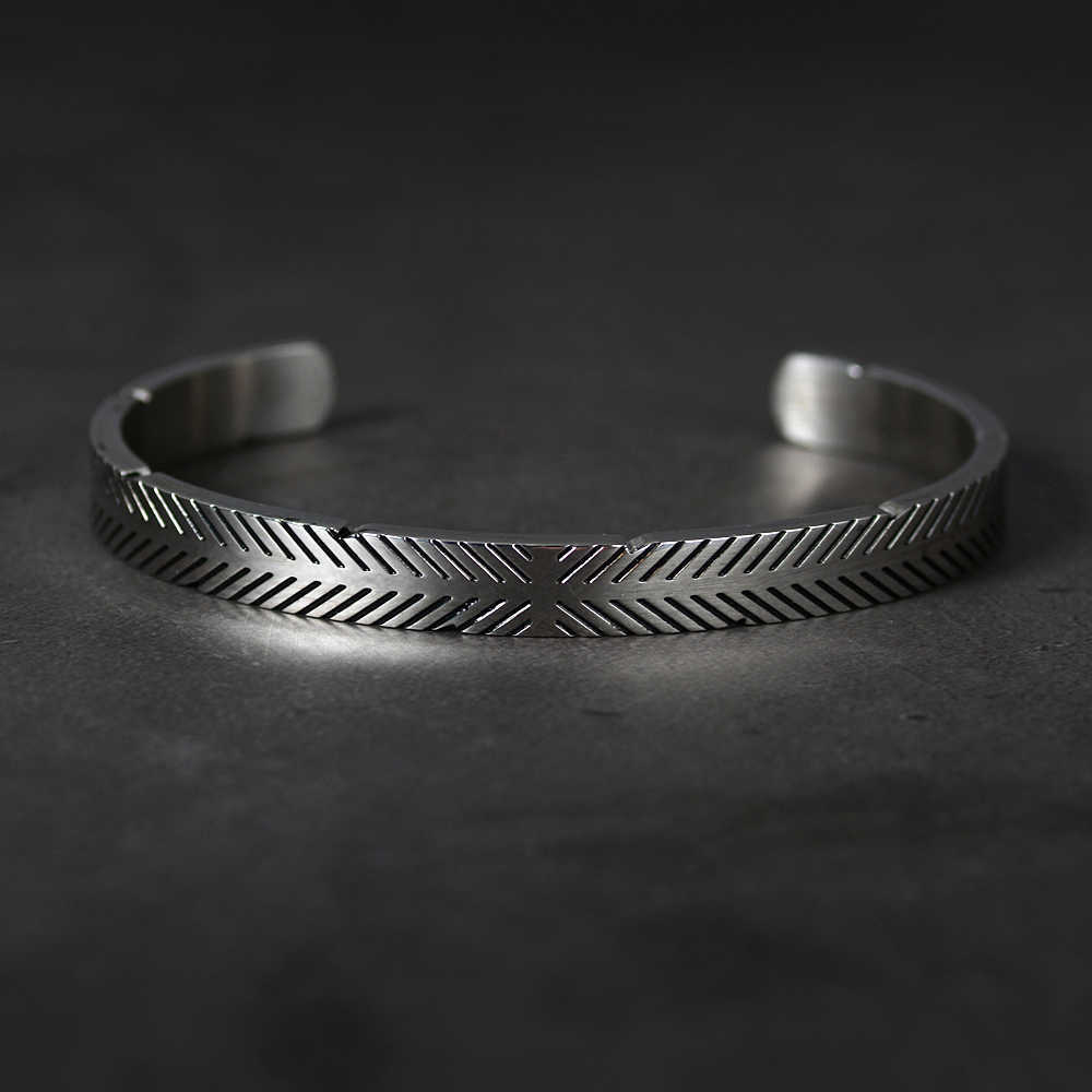 Viking Silver Color Cuff Bangle for Man and Women Quality 316l Stainless Steel Punk Bangle Bracelet Titanium Jewelry Q0719
Viking Silver Color Cuff Bangle for Man and Women Quality 316l Stainless Steel Punk Bangle Bracelet Titanium Jewelry Q0719