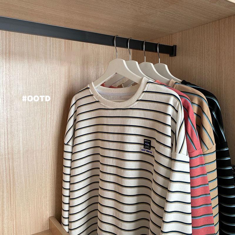 Men's Hoodies & Sweatshirts Spring Autumn Long-sleeved Tops Striped Round Neck Simplicity Campus Oversized T-shirts Male Clothes, Black
Men's Hoodies & Sweatshirts Spring Autumn Long-sleeved Tops Striped Round Neck Simplicity Campus Oversized T-shirts Male Clothes, Black