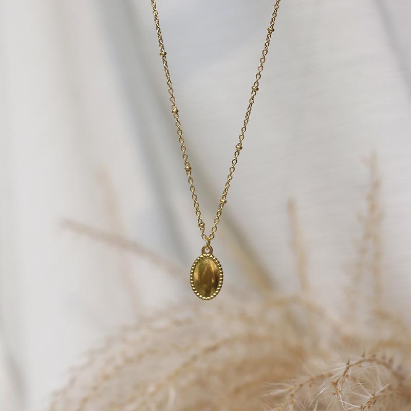 Pendant Necklaces Stainless Steel Magic Mirror Oval Glossy Necklace For Women Metal Clavicle Chain Polished Gold Color
Pendant Necklaces Stainless Steel Magic Mirror Oval Glossy Necklace For Women Metal Clavicle Chain Polished Gold Color