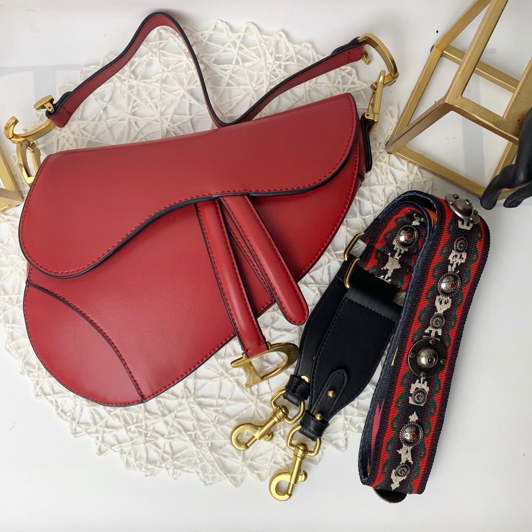 Classic Womens Embroidered Bag Horseshoe Buckle Handbag Genuine lady Leather Handbags Shoulder Strap Tote Messenger Vintage Purse, Black
Classic Womens Embroidered Bag Horseshoe Buckle Handbag Genuine lady Leather Handbags Shoulder Strap Tote Messenger Vintage Purse, Black