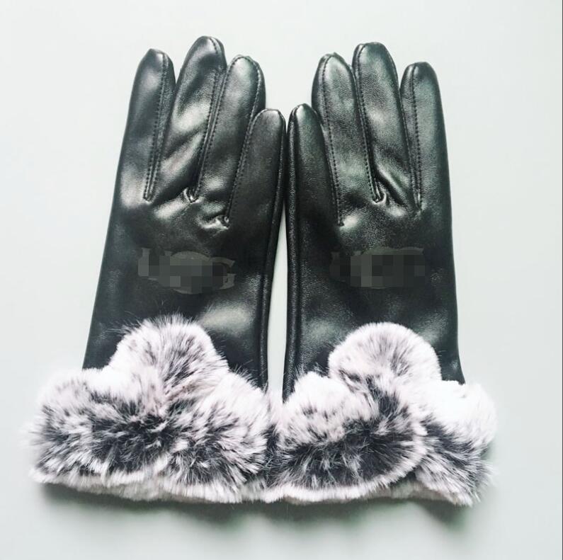 Winter ladies warm leather gloves with touch screen sheepskin finger gloves, Blue;gray
Winter ladies warm leather gloves with touch screen sheepskin finger gloves, Blue;gray