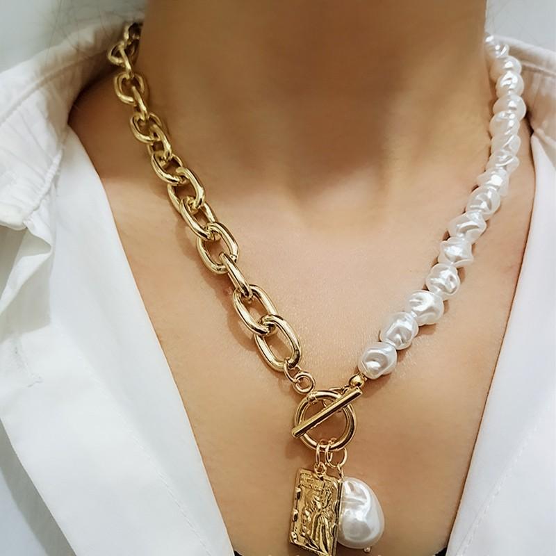 Baroque Irregular Pearl Strand Link Joint Choker Gold Color Punk Chunky Cuban Chain King Portrait Pendant Necklace Party Jewelry Chokers
Baroque Irregular Pearl Strand Link Joint Choker Gold Color Punk Chunky Cuban Chain King Portrait Pendant Necklace Party Jewelry Chokers