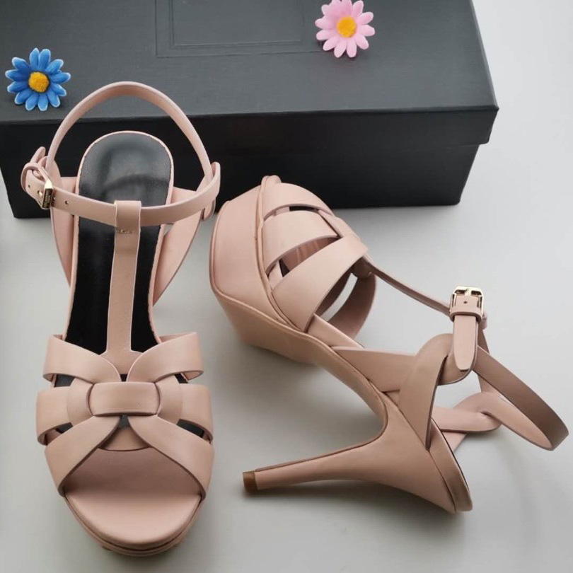 Brand Women Sandals Stiletto High Heel Shoes /14 cm T-strap woman shoe Tribute Patent Leather Platform Sandal with Box US10, Black
Brand Women Sandals Stiletto High Heel Shoes /14 cm T-strap woman shoe Tribute Patent Leather Platform Sandal with Box US10, Black