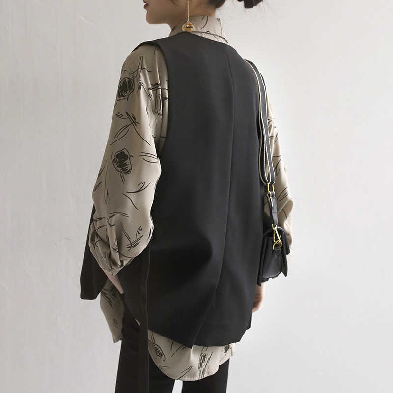 GOPLUS Autumn Vest Women Vintage V-neck Double Breasted Short Loose Vests Womens Chalecos Para Mujer Kamizelka Damska C8261 210819