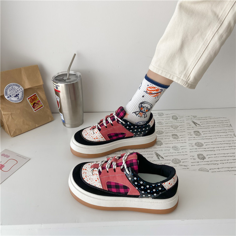 Lolita Shoes Kawaii Sneakers Womens shoes Casual Japanese Style Flat Round Head Vintage Harajuku students sneaker, Pink 
Lolita Shoes Kawaii Sneakers Womens shoes Casual Japanese Style Flat Round Head Vintage Harajuku students sneaker, Pink