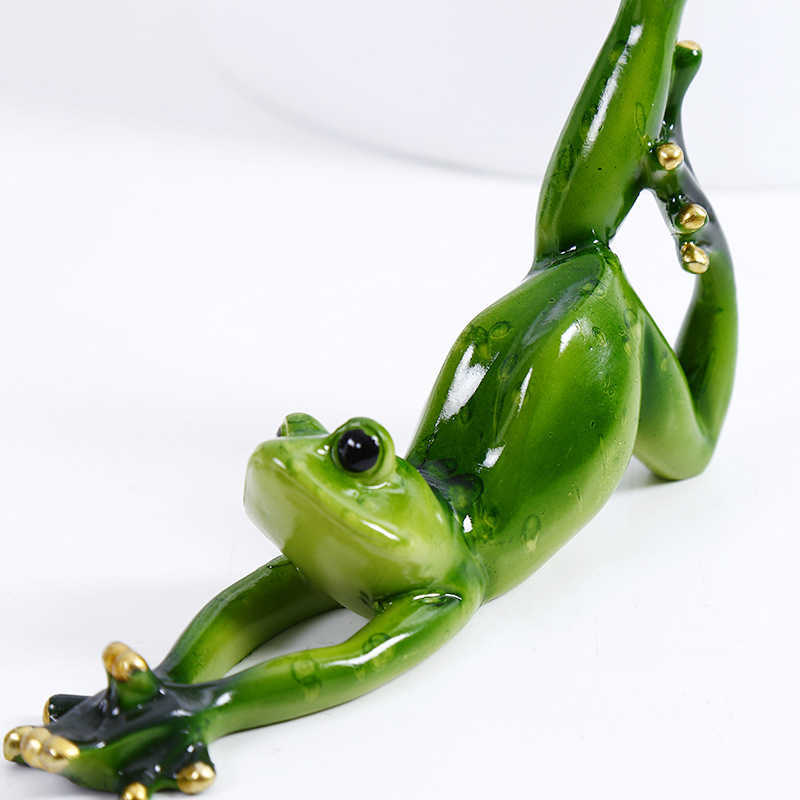 VILEAD Resin Yoga Frog Figurines Garden Crafts Decoration Porch Store Animal Ornaments Room Interior Home Decor Accessories 210804