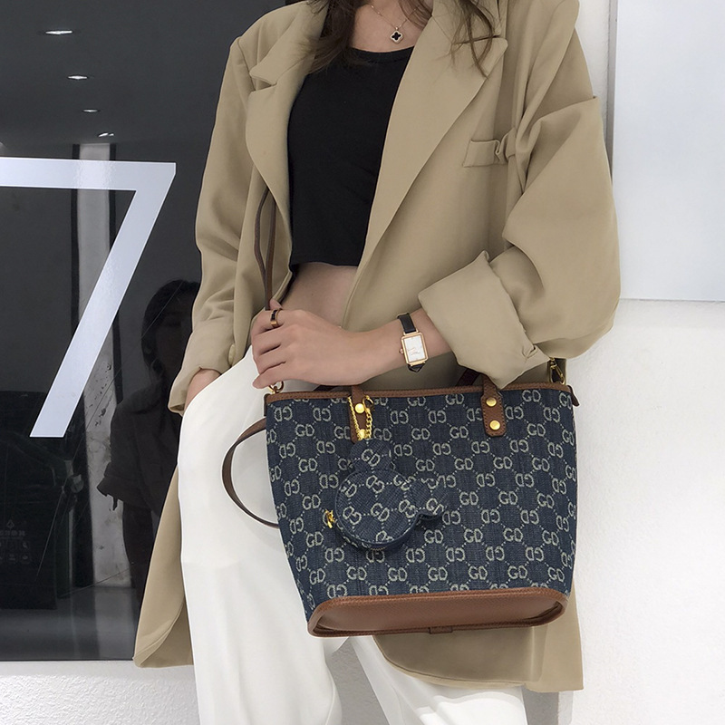 70% Off exclusive Classic tote bag large capacity shopping winter denim single shoulder diagonal cross handle mother two-piece set, Denim brown
70% Off exclusive Classic tote bag large capacity shopping winter denim single shoulder diagonal cross handle mother two-piece set, Denim brown