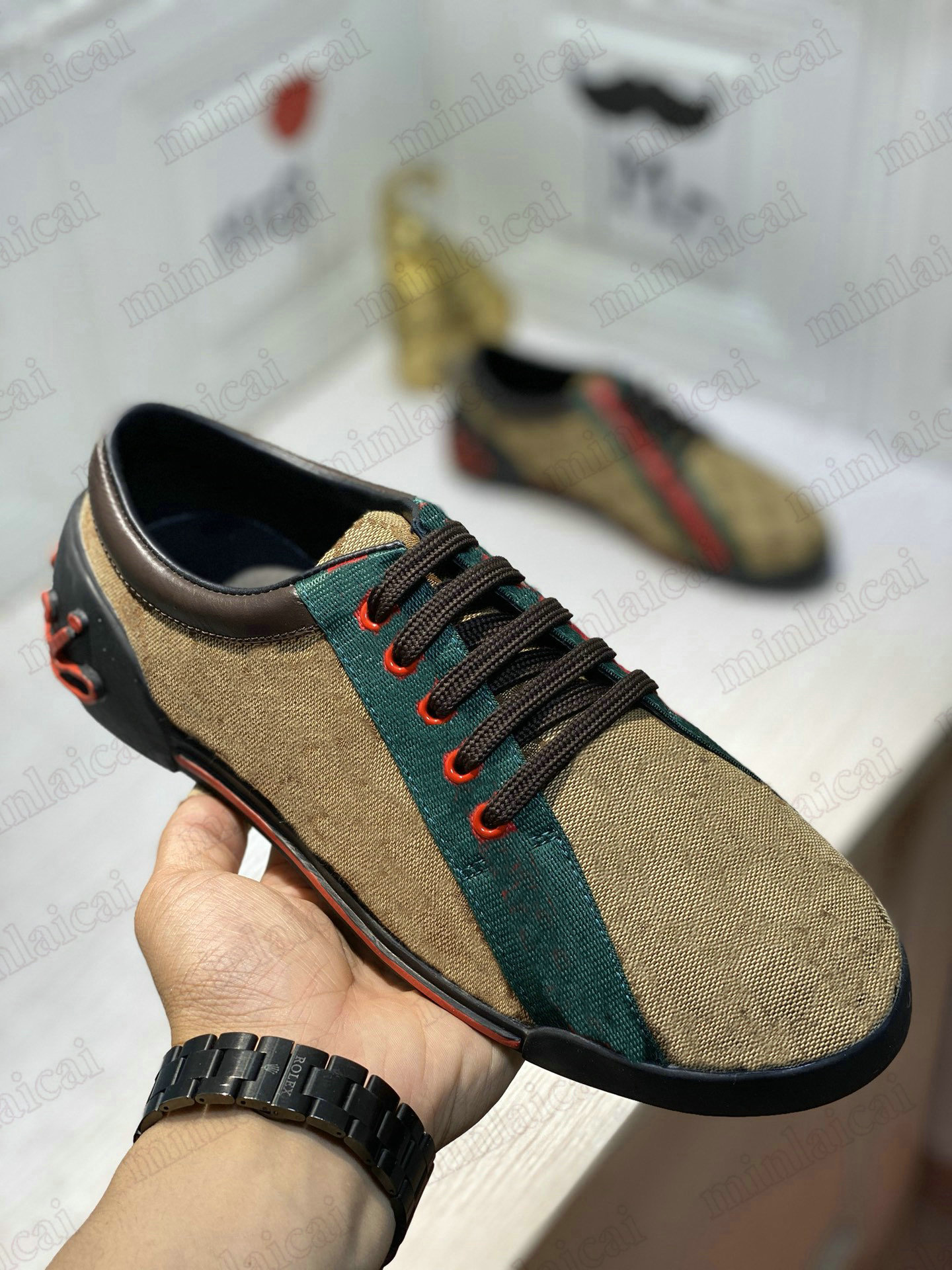 Embroidered Logo Print Canvas Leather Trainers Casual Shoes Low-Top Mens ACE Green Red Stripe Italy Luxurys Designers Trainer Runner Chaussures Sneakers, Customize
Embroidered Logo Print Canvas Leather Trainers Casual Shoes Low-Top Mens ACE Green Red Stripe Italy Luxurys Designers Trainer Runner Chaussures Sneakers, Customize