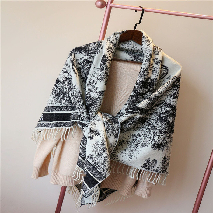 2021 Cashmere Women Luxury Scarf Woman Printed embroidery 3style Designer Shawls Winter ladies plaid Scarves Big Size 180*70CM Imitated
2021 Cashmere Women Luxury Scarf Woman Printed embroidery 3style Designer Shawls Winter ladies plaid Scarves Big Size 180*70CM Imitated