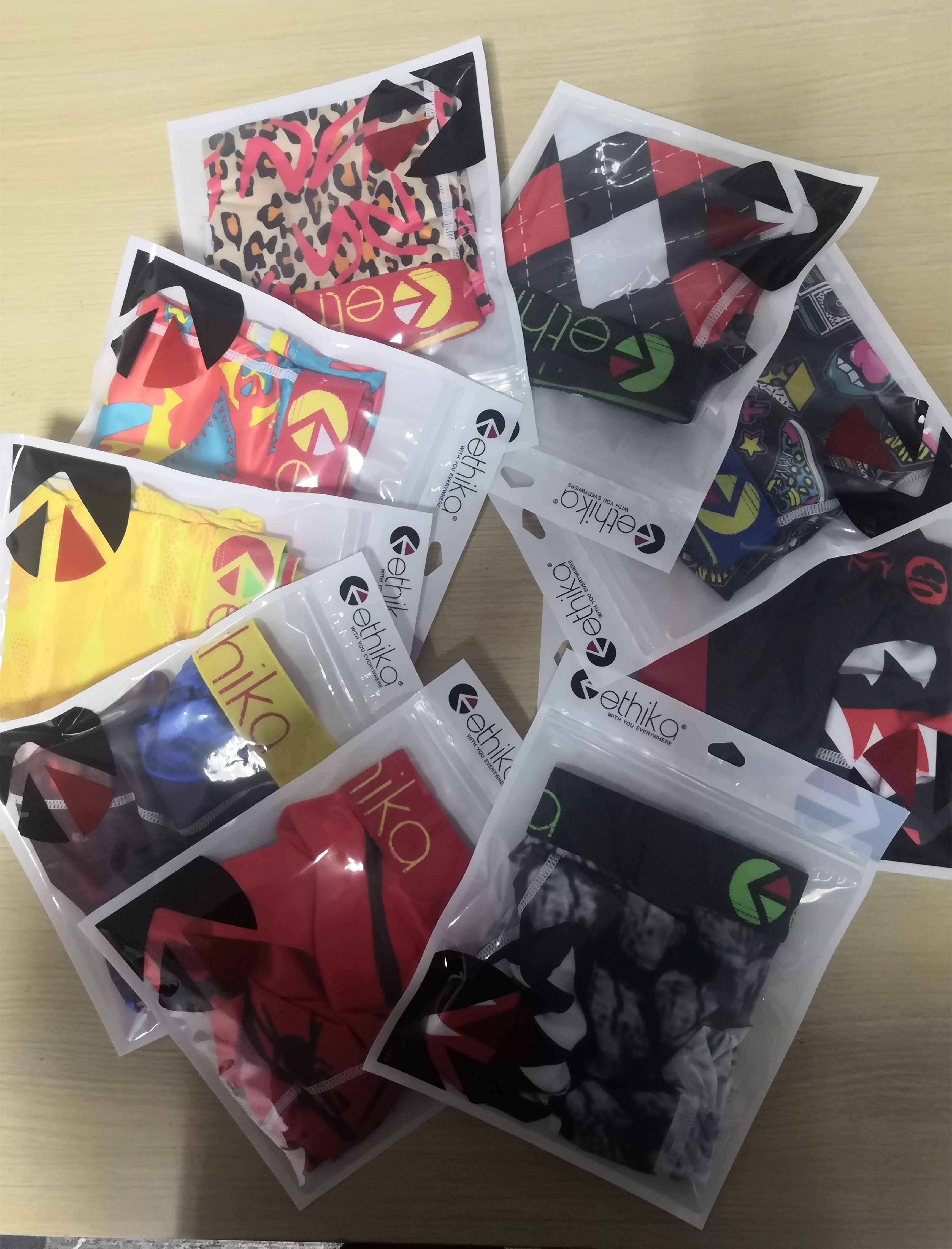 ethika men boxers underpants Promotion Random styles Beach Shorts swim trunks underwear sports hip hop street briefs knickers quick dry multi-color, Black;white
ethika men boxers underpants Promotion Random styles Beach Shorts swim trunks underwear sports hip hop street briefs knickers quick dry multi-color, Black;white