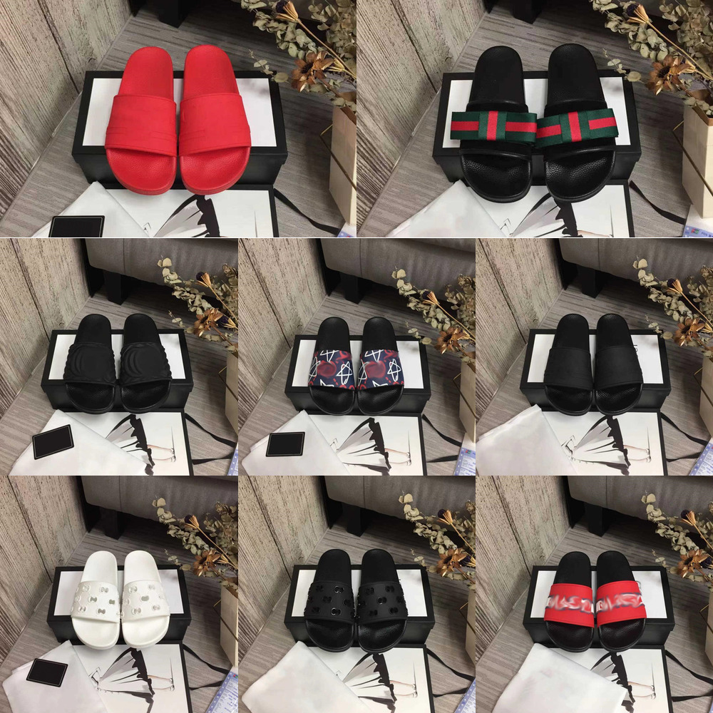 2022 New Slippers Top Quality Men Women Slipper Font Shoes Outdoor Slide Fashion Sandals Flat Flip Flop Size 36-46, Black
2022 New Slippers Top Quality Men Women Slipper Font Shoes Outdoor Slide Fashion Sandals Flat Flip Flop Size 36-46, Black