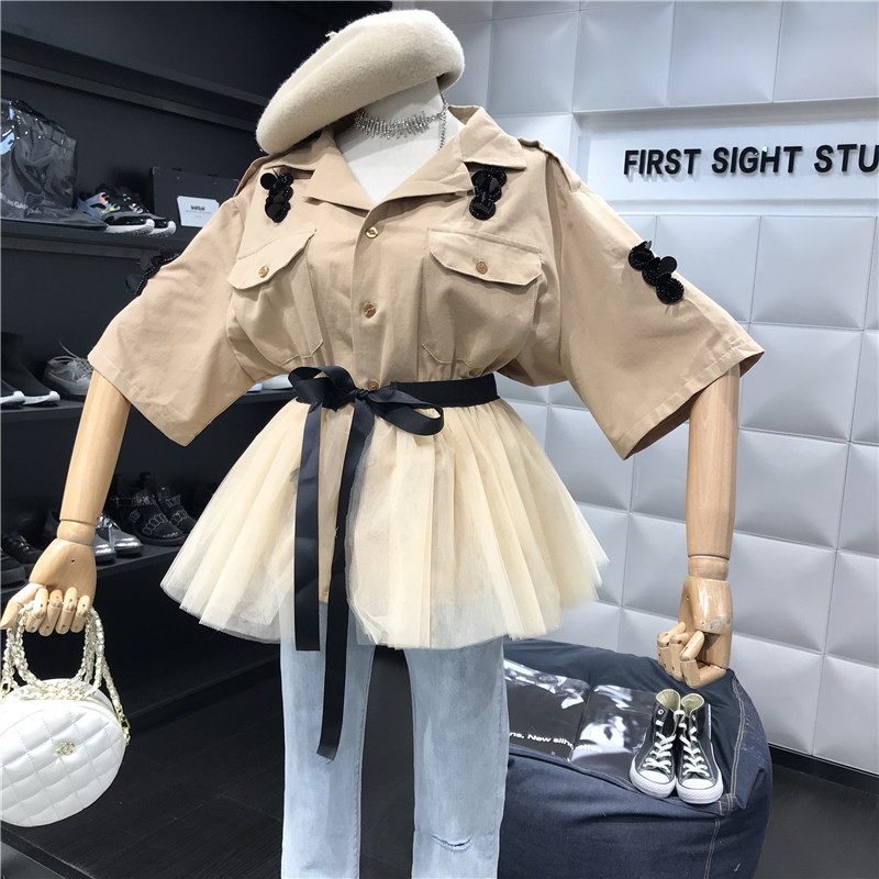 Women Two Piece Outfits Sequined Embroidery Half Sleeve Khaki Jacket Blouse + Lace-up Patchwork Tulle Mesh Skirt Set 210518, Picture color
Women Two Piece Outfits Sequined Embroidery Half Sleeve Khaki Jacket Blouse + Lace-up Patchwork Tulle Mesh Skirt Set 210518, Picture color