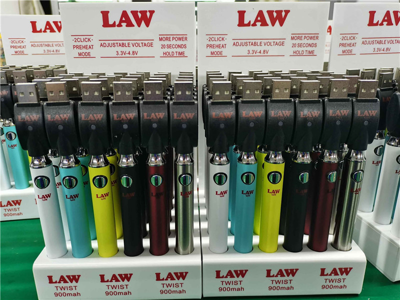 LAW TWIST Battery 900mAh Preheat Variable Voltage VV Bottom Spinner Vape Pen Batteries For 510 Thick Oil Cartridges In Display Box
LAW TWIST Battery 900mAh Preheat Variable Voltage VV Bottom Spinner Vape Pen Batteries For 510 Thick Oil Cartridges In Display Box