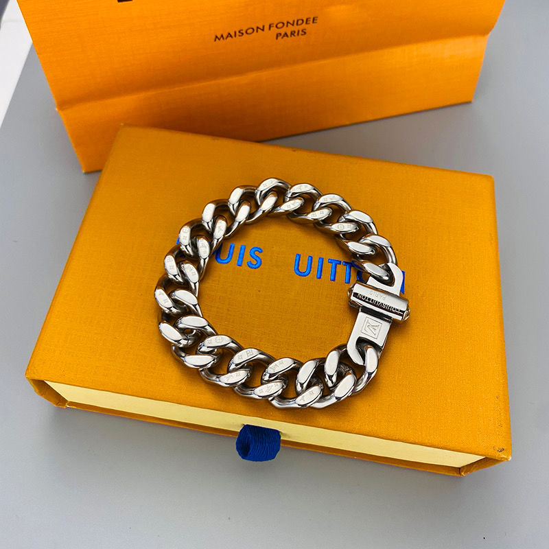 L Jia Donkeys Classic All-Steel Necklace Bracelet Carved Cuban Bracelet Necklace Fashion All-Match Couple Bracelet Necklace
L Jia Donkeys Classic All-Steel Necklace Bracelet Carved Cuban Bracelet Necklace Fashion All-Match Couple Bracelet Necklace