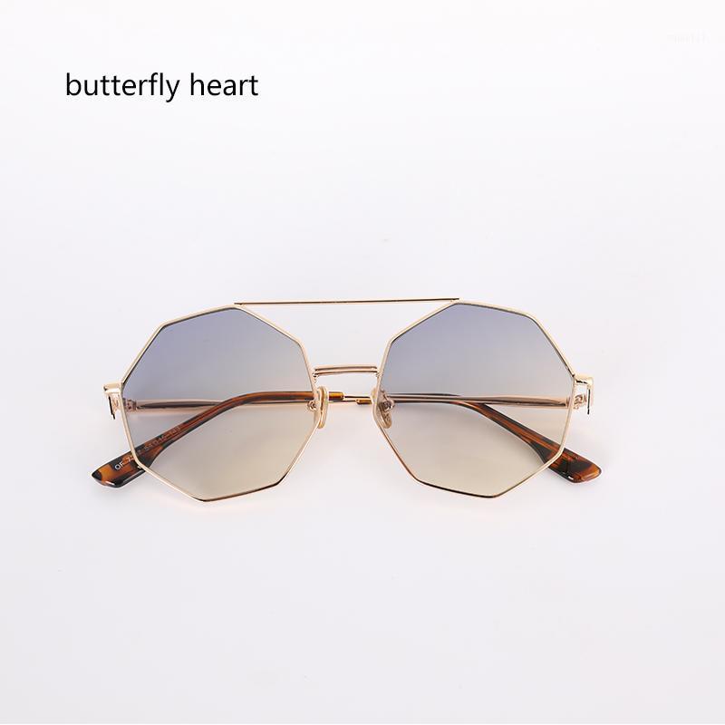 Unisex Vintage Folding Eyewear Shade Glasses Sunglasses
Unisex Vintage Folding Eyewear Shade Glasses Sunglasses