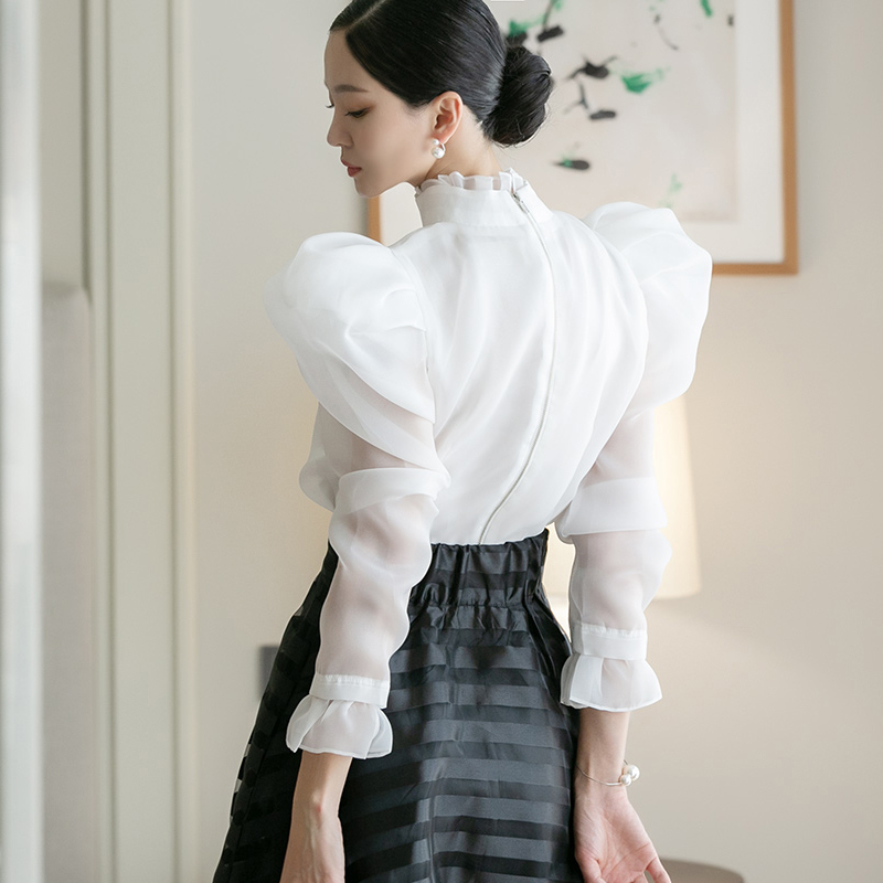 TWOTWINSTYLE Vintage White Shirt For Women Stand Collar Puff Long Sleeve Solid Elegant Blouse Female Fashion Clothing 210517