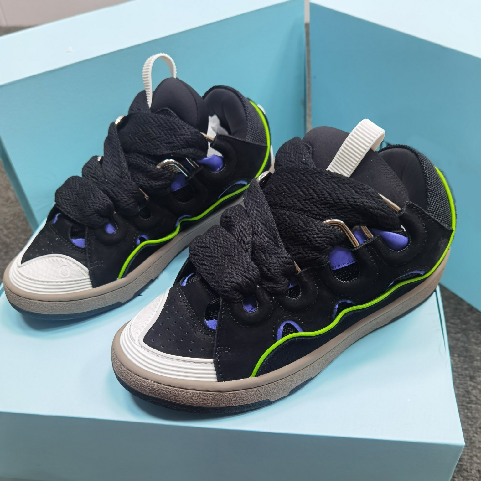 High Quality 2021 new luxury designer Running Causal Fashion shoes Men and Women sneakers Mens Genuine Leather Sports q0, As picture 4
High Quality 2021 new luxury designer Running Causal Fashion shoes Men and Women sneakers Mens Genuine Leather Sports q0, As picture 4