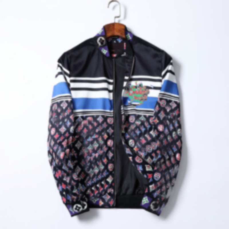 2021 Hot men s designer jacketsLong Sleeve windbreaker windrunner Men Zipper luxury jacket designer windbreaker Men's jacket slim fit 88, Champagne
2021 Hot men s designer jacketsLong Sleeve windbreaker windrunner Men Zipper luxury jacket designer windbreaker Men's jacket slim fit 88, Champagne