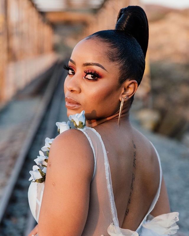 2021 Plus Size Arabic Aso Ebi Colorful Beaded Wedding Gowns Backless Hand Made Flowers Hi-Lo Bridal Dresses ZJ475