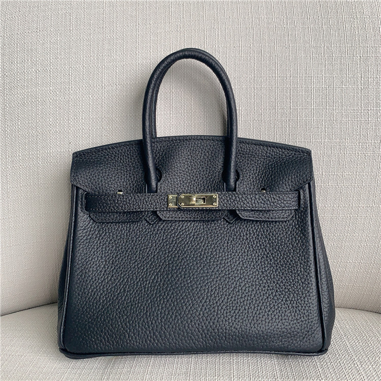 Telfar mini bags Quilted Leather Louisbags_18 Multi Pochette Felicie akend zhouzhoubao123 's bag, fashion top layer, cow one shoulder
Telfar mini bags Quilted Leather Louisbags_18 Multi Pochette Felicie akend zhouzhoubao123 's bag, fashion top layer, cow one shoulder