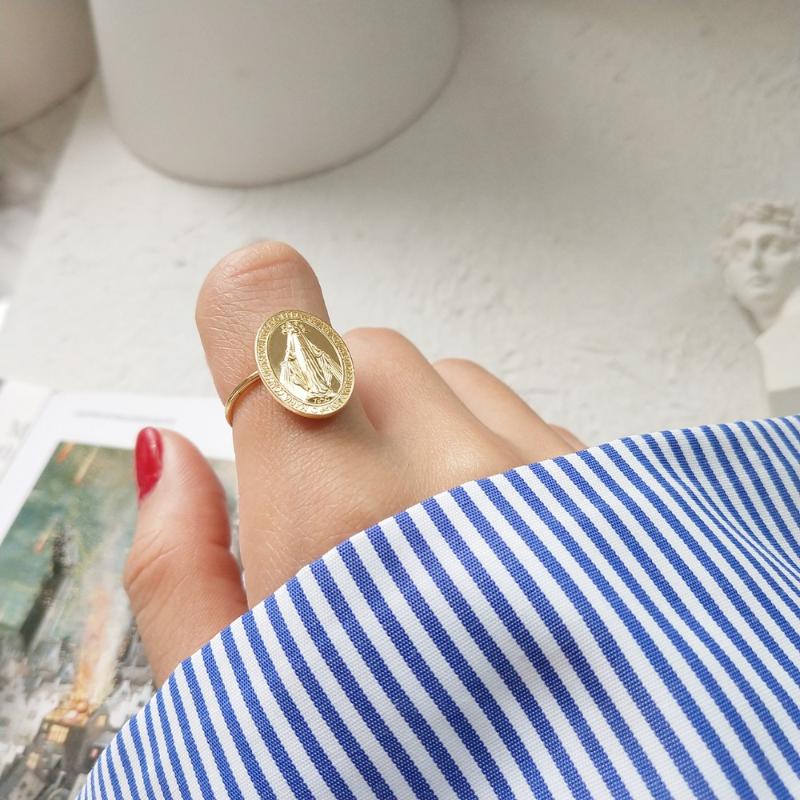 Cluster Rings Authentic S925 Sterling Silver Fine Jewelry Maria Figure Gold Oval Geometric Exquisite Personality Open J343, Golden;silver
Cluster Rings Authentic S925 Sterling Silver Fine Jewelry Maria Figure Gold Oval Geometric Exquisite Personality Open J343, Golden;silver