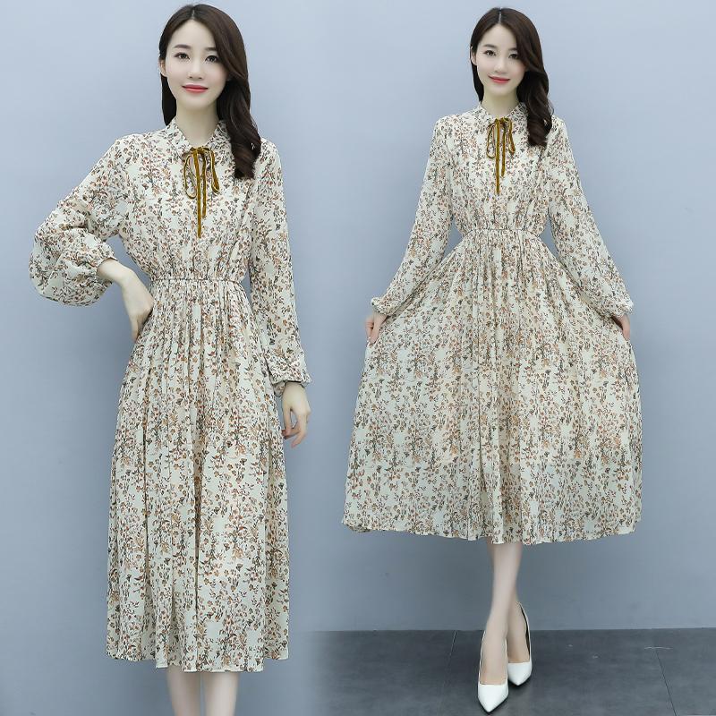 Casual Dresses Spring And Autumn Long Skirt Ankle Chiffon Long-sleeved Bottoming French Floral Dress For Winter Women, Apricot
Casual Dresses Spring And Autumn Long Skirt Ankle Chiffon Long-sleeved Bottoming French Floral Dress For Winter Women, Apricot