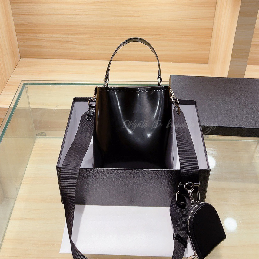 Women Purses Designer fashion Flap suit wallets plain Card Holder lady bags Luxury lady package leather casual totes handbag Interior Compartment classic wallet, Black
Women Purses Designer fashion Flap suit wallets plain Card Holder lady bags Luxury lady package leather casual totes handbag Interior Compartment classic wallet, Black