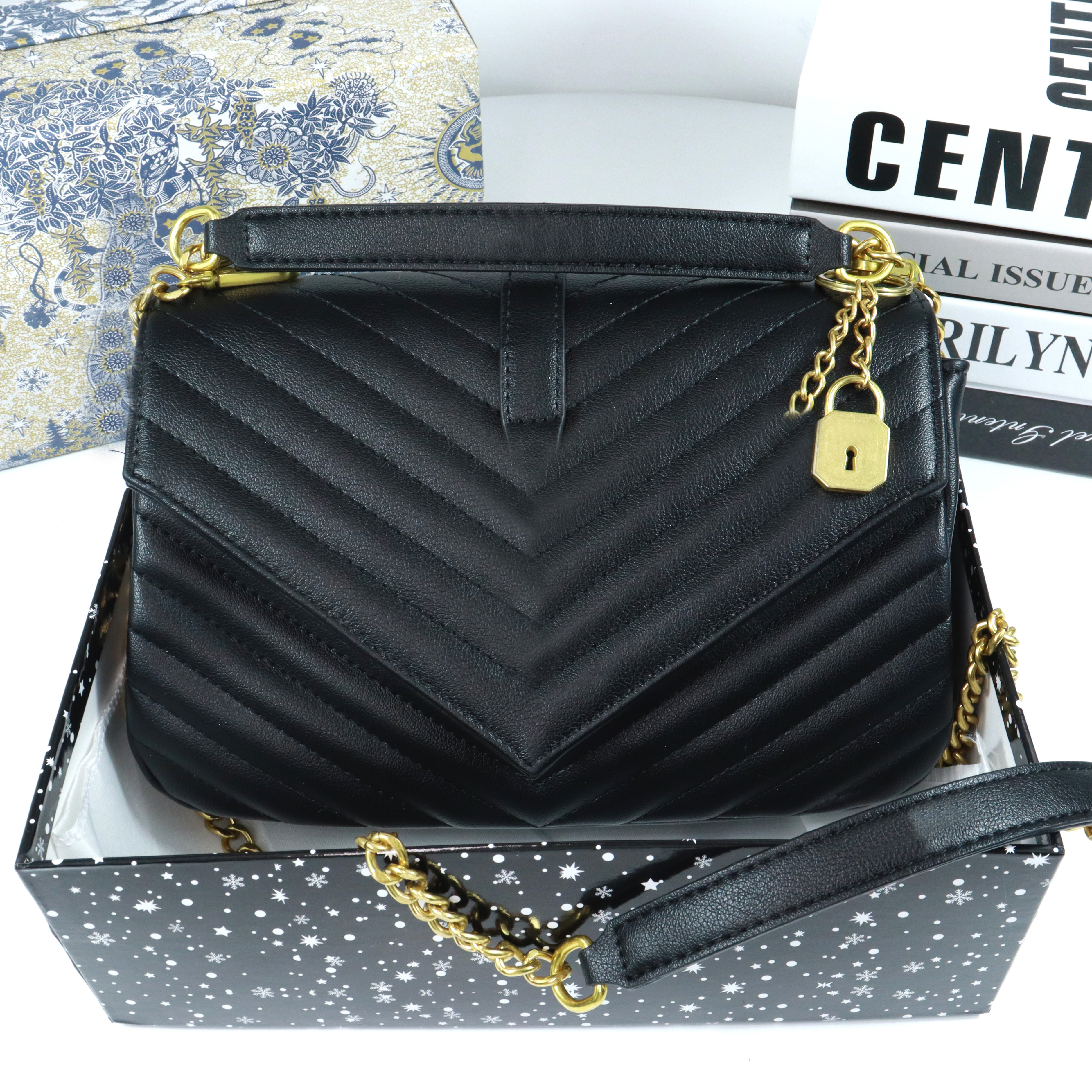 Handbags Women Shoulder Bags Totes black calfskin caviar classic Diamond quilted bag chains double flap medium Genuine Leather cross body 19, Original bag
Handbags Women Shoulder Bags Totes black calfskin caviar classic Diamond quilted bag chains double flap medium Genuine Leather cross body 19, Original bag