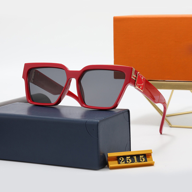 designer sunglasses Womens Black square plate frame simple fashion leisure time style top high quality compound metal radiation Adumbral UV400 sun glasses Men
designer sunglasses Womens Black square plate frame simple fashion leisure time style top high quality compound metal radiation Adumbral UV400 sun glasses Men