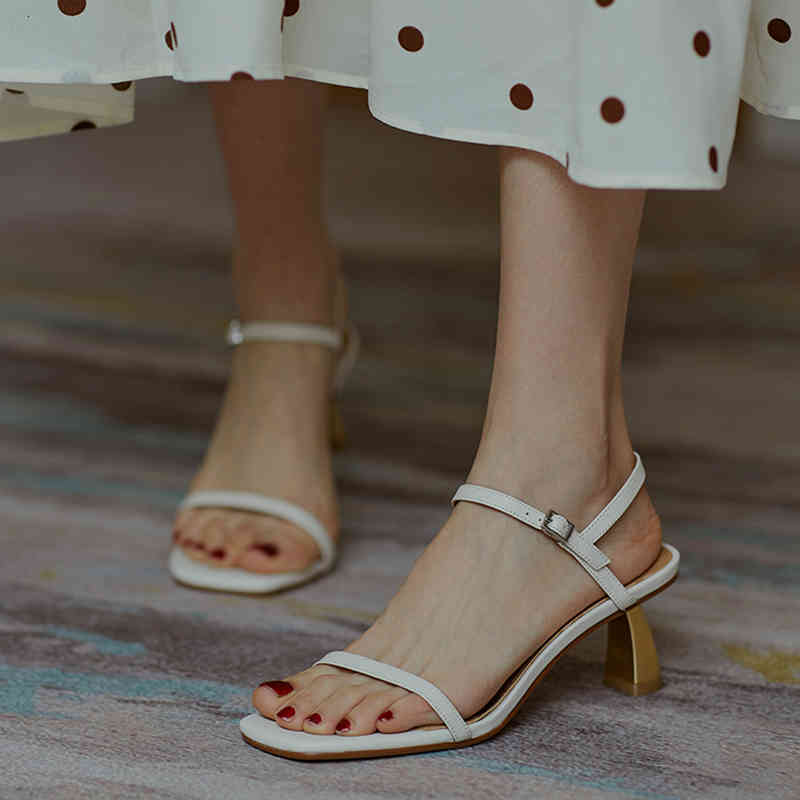 sandals genuine leather women's summer sandals gladiator shoes woman buckle metal heels weird zapatilla mujer kroq, Black
sandals genuine leather women's summer sandals gladiator shoes woman buckle metal heels weird zapatilla mujer kroq, Black