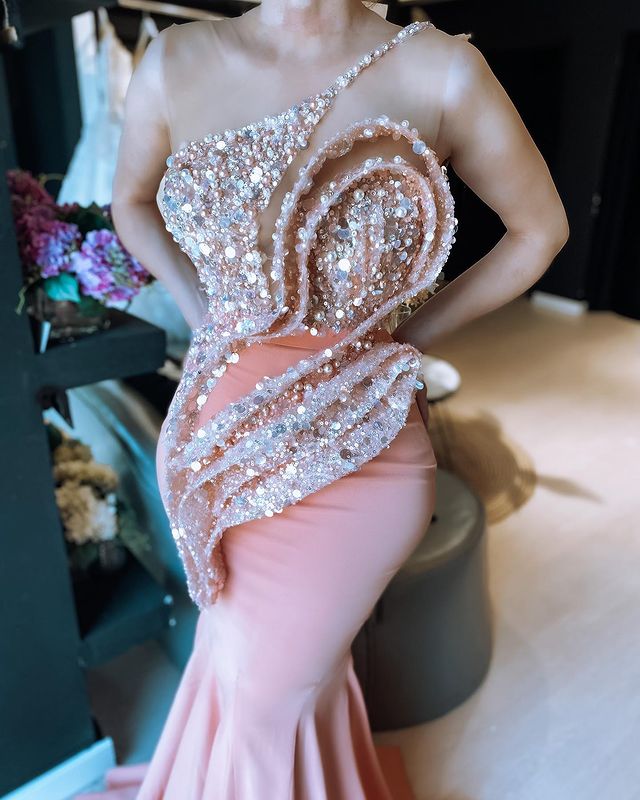 2022 Plus Size Arabic Aso Ebi Pink Sparkly Mermaid Prom Dresses Sheer Neck Sequined Evening Formal Party Second Receiption Bridesmaid Gowns Dress ZJ33