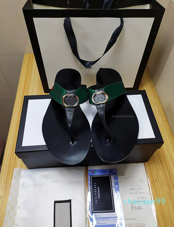 Wholesale Summer Brand Designer women Flip flops Slipper Fashion Genuine Leather slides sandals Metal Chain Ladies Casual shoes 2021, 11
Wholesale Summer Brand Designer women Flip flops Slipper Fashion Genuine Leather slides sandals Metal Chain Ladies Casual shoes 2021, 11