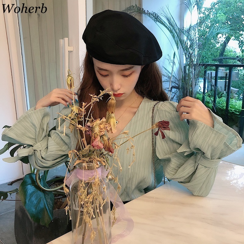 Solid Office Ladies Shirts Spring Summer V-neck Vintage Pleated Blusas Mujer Fashion Elegant Sweet Women Blouses 210519