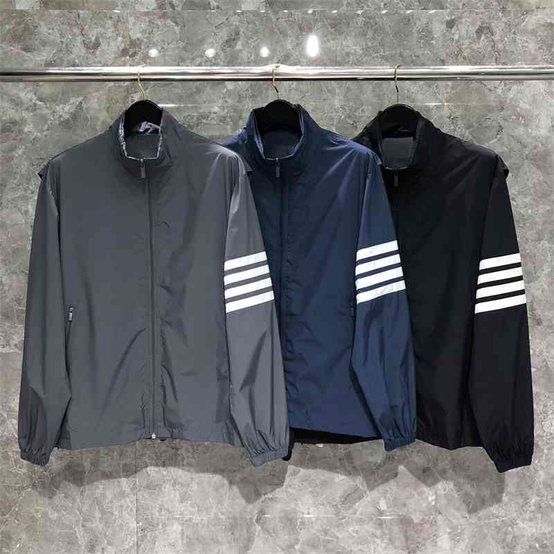 Dongguan original TB jacket men's fashion br four bar spring autumn zipper loose handsome coat, Black
Dongguan original TB jacket men's fashion br four bar spring autumn zipper loose handsome coat, Black