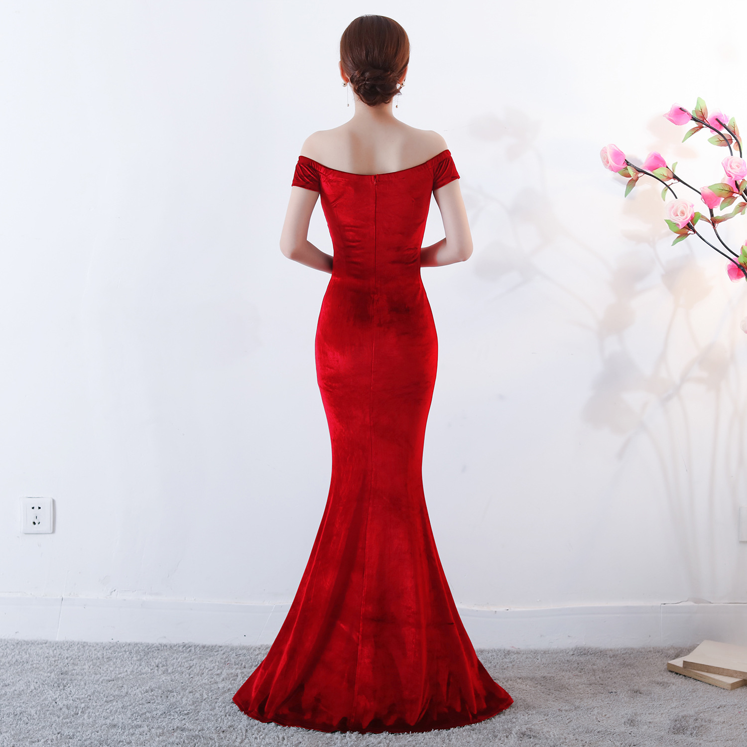 Women's Evening Dress Sexy Host Fishtail Skirt Long Velvet Slim Fit Dignified atmosphere prom gowns robe vert émeraude