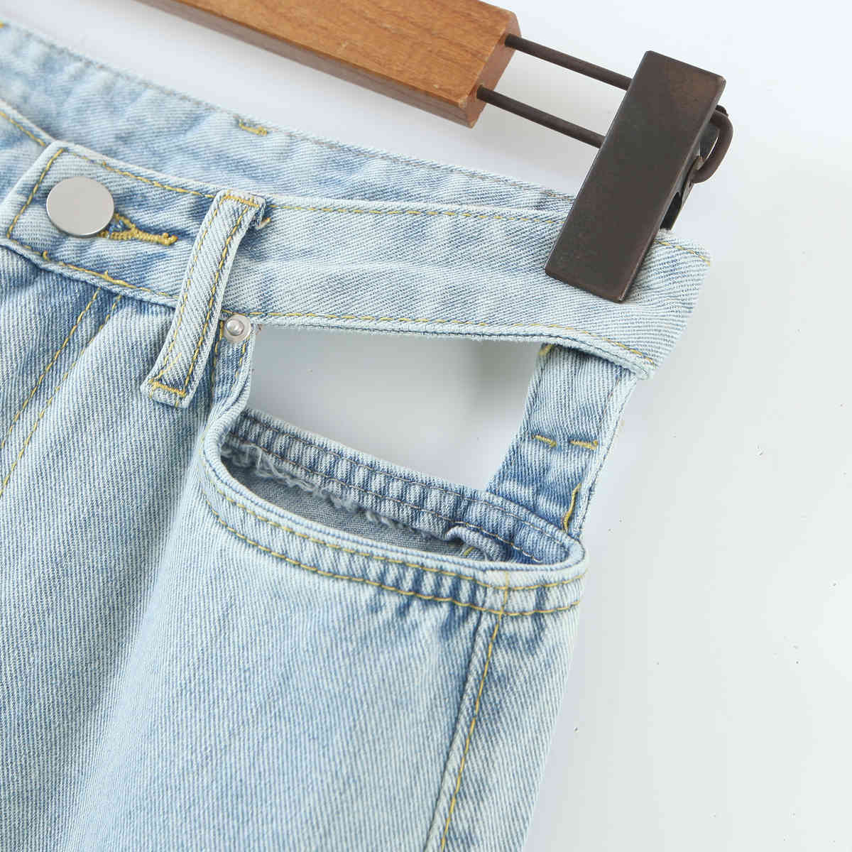 Spring 90s Vintage Hollow Out High Waist Jeans Women Mum Denim Pants Loose Street Casual Wide Leg Long Trousers 210429