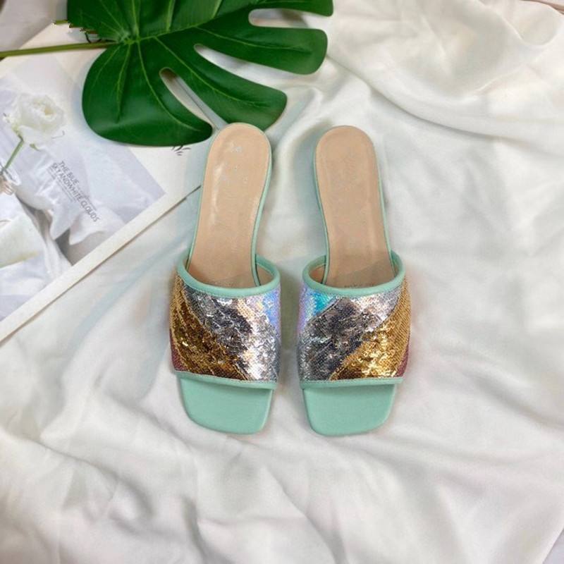 2021 latest designer fashion women's slippers sandals flat classic Sequin decoration real leather upper luxury custom logo 35-42, Black
2021 latest designer fashion women's slippers sandals flat classic Sequin decoration real leather upper luxury custom logo 35-42, Black