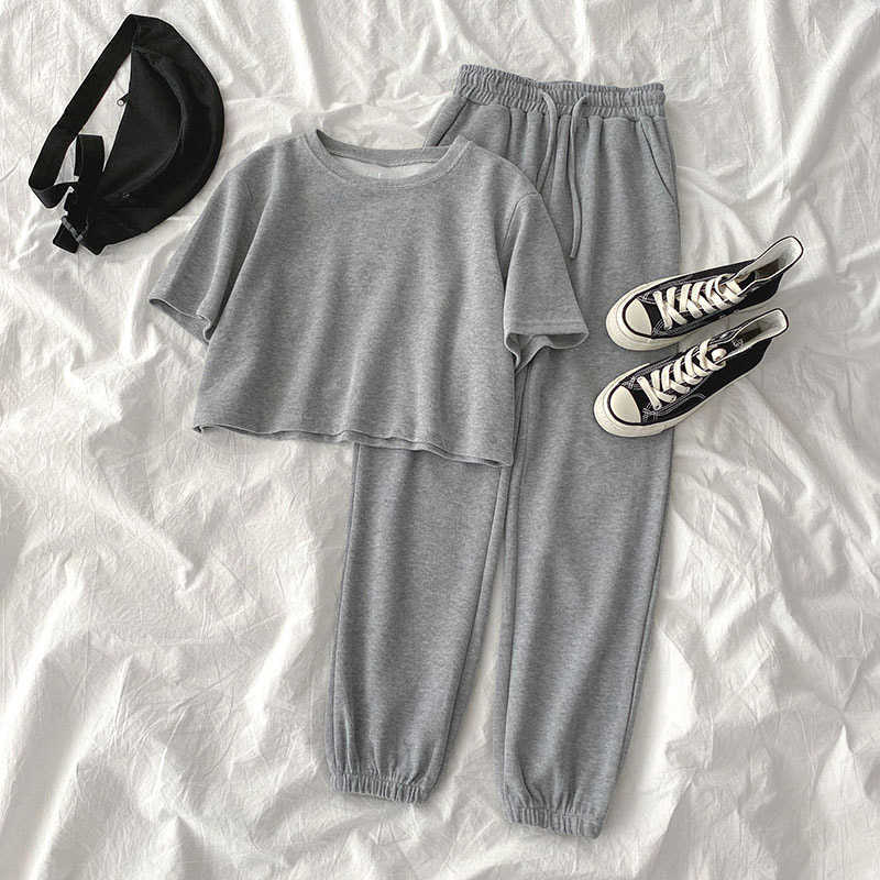 Women Summer Jogger Casual Simple Daily Sets Solid Cotton Tracksuit Short Sleeve Tops + Pants 2Pcs Suits Sport Wear 210709, Purple
Women Summer Jogger Casual Simple Daily Sets Solid Cotton Tracksuit Short Sleeve Tops + Pants 2Pcs Suits Sport Wear 210709, Purple