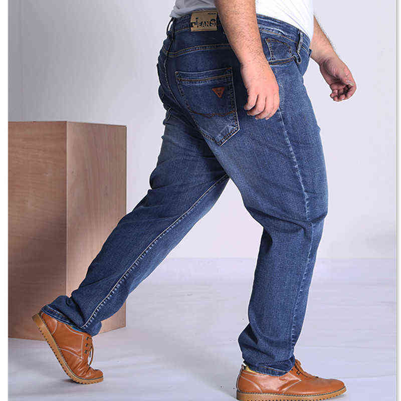 Black Jeans Men Blue Big Large Plus Size 48 50 52 150KG Mens Jean Elastic High Waist Man Loose Straight Denim Pants Trousers 211120