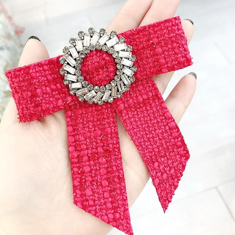 Pins, Brooches Korean Vintage Student British Bow Tie For Women Retro Rhinestone Brooce Shirt Pins Fashion Accessories Jewelry
Pins, Brooches Korean Vintage Student British Bow Tie For Women Retro Rhinestone Brooce Shirt Pins Fashion Accessories Jewelry