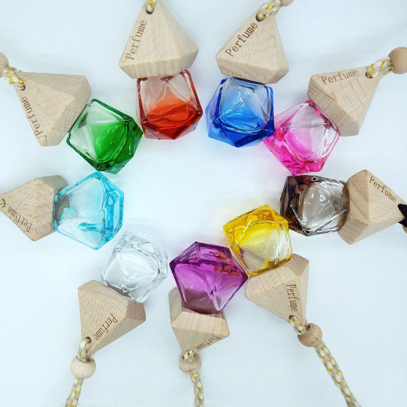 9 Color Optinal Car Decoration Pendant Aromatherapy Perfume Bottle Diamond Polygonal Pyramid Lid factory wholesale Customize supported
9 Color Optinal Car Decoration Pendant Aromatherapy Perfume Bottle Diamond Polygonal Pyramid Lid factory wholesale Customize supported