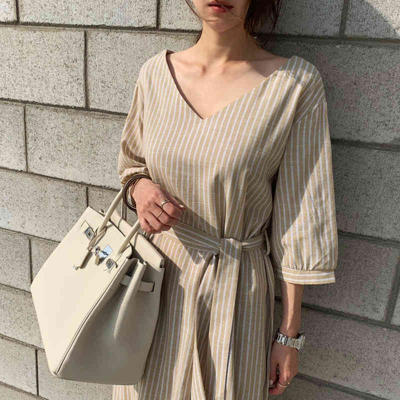 Summer Women Dress Loose Vintage V-neck Half Sleeve for Striped Cotton and Linen Long Vestidos 9679 210508