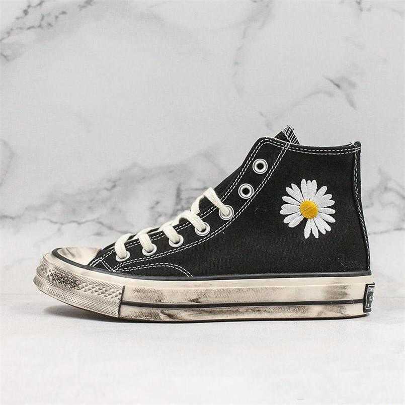 (With Box )Gd X Peaceminusone Skateboarding Chuck 1970 Fashion Designer Black Daisy Mens Women Classic 1970s Casual Canvas Shoes Size 35 -44
(With Box )Gd X Peaceminusone Skateboarding Chuck 1970 Fashion Designer Black Daisy Mens Women Classic 1970s Casual Canvas Shoes Size 35 -44