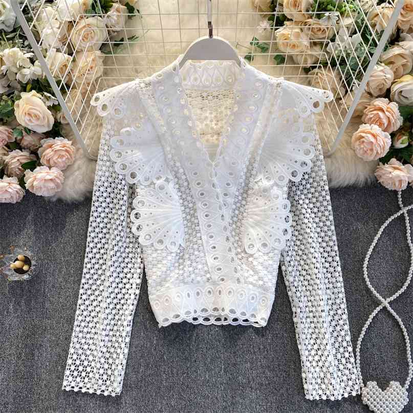 white lace embroidery shirt women solid sexy v neck long sleeve side zipper hollow out cropped blouse with camis 210603, Apricot
white lace embroidery shirt women solid sexy v neck long sleeve side zipper hollow out cropped blouse with camis 210603, Apricot