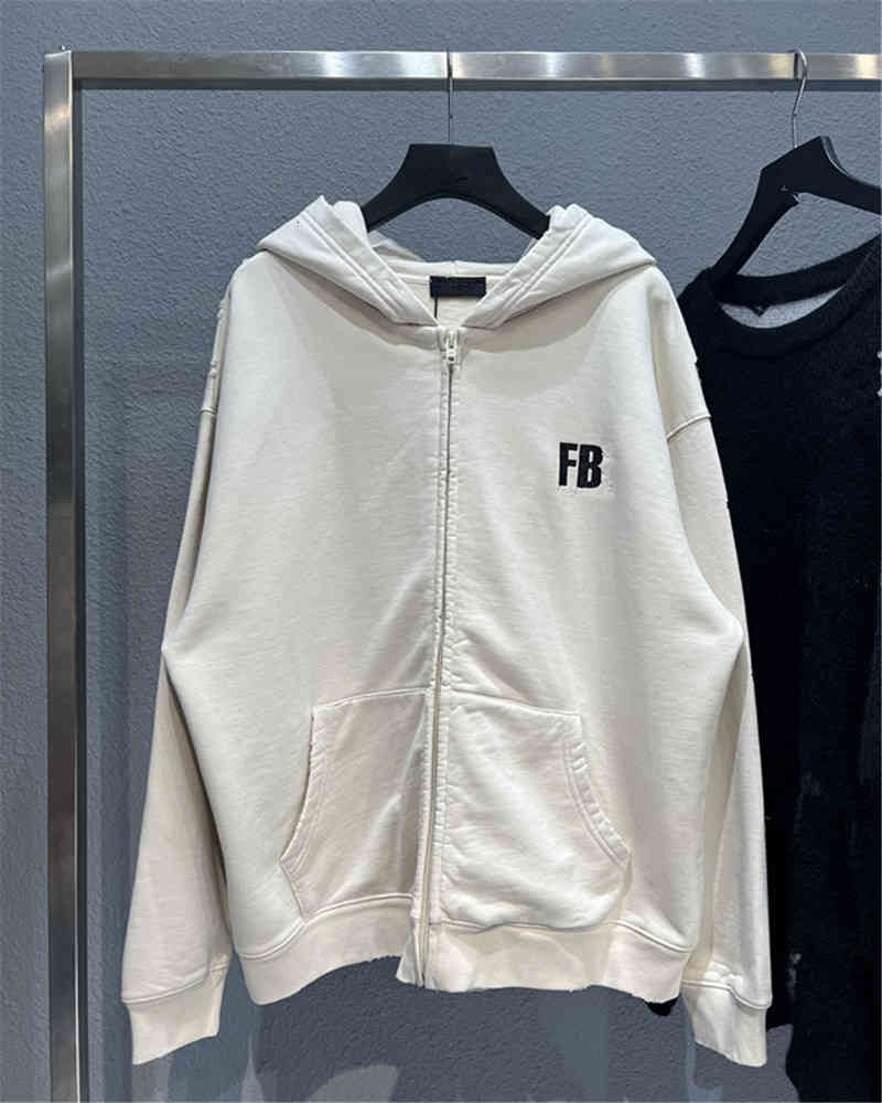 Men's Hoodies & Sweatshirts High version 21fw autumn winter crack letter printing couple Paris zipper Hoodie for men and women 8FPH, Rice apricot color
Men's Hoodies & Sweatshirts High version 21fw autumn winter crack letter printing couple Paris zipper Hoodie for men and women 8FPH, Rice apricot color