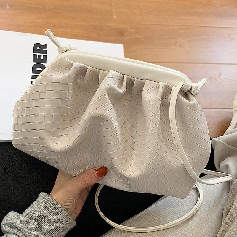 Women Clutch Bag Luxury Cloud Hand Pouch Leather Crossbody Bags For 2021 Handbag And Purse Female Totes Pack Bolosa, Brown shoulder bag
Women Clutch Bag Luxury Cloud Hand Pouch Leather Crossbody Bags For 2021 Handbag And Purse Female Totes Pack Bolosa, Brown shoulder bag
