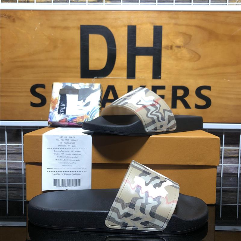 Top Quality Men's Women's Rubber Slipper Designer Slides Sandals Shoes Summer Beach Outdoor cool slippers Fashion Wide Lady Household Slide Flat Flip Flops With Box, Style 12
Top Quality Men's Women's Rubber Slipper Designer Slides Sandals Shoes Summer Beach Outdoor cool slippers Fashion Wide Lady Household Slide Flat Flip Flops With Box, Style 12