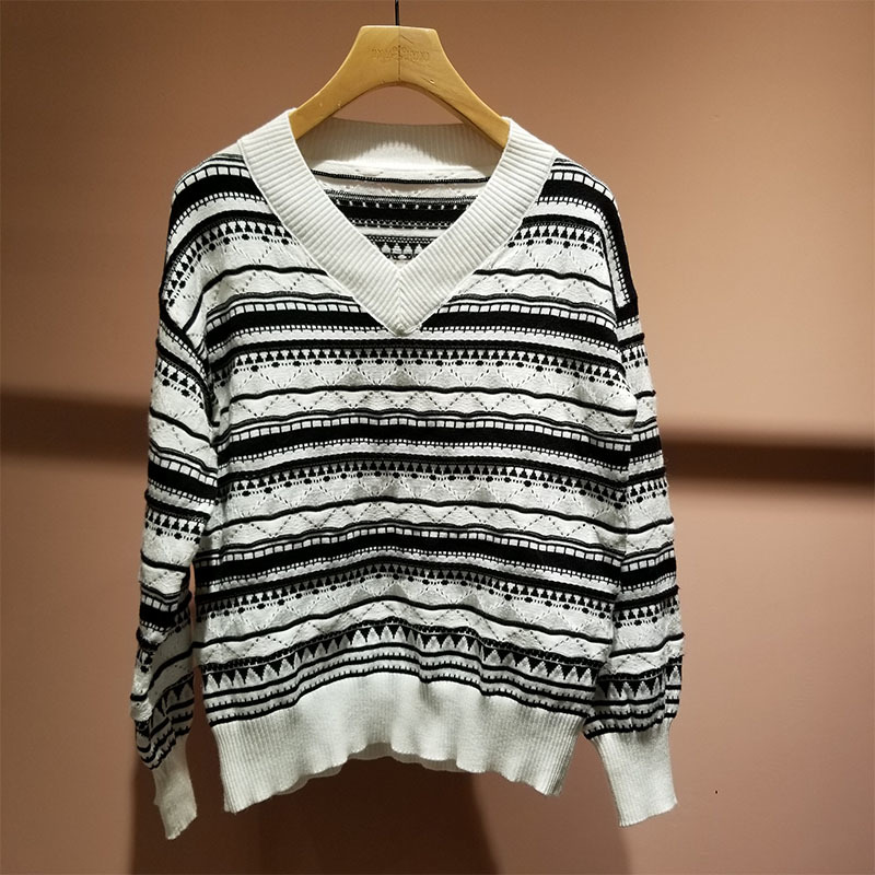 Women's Fashion Long Sleeve V-Neck Retro Striped Jacquard Knit Pullover Casual Short Top Sweater 210521